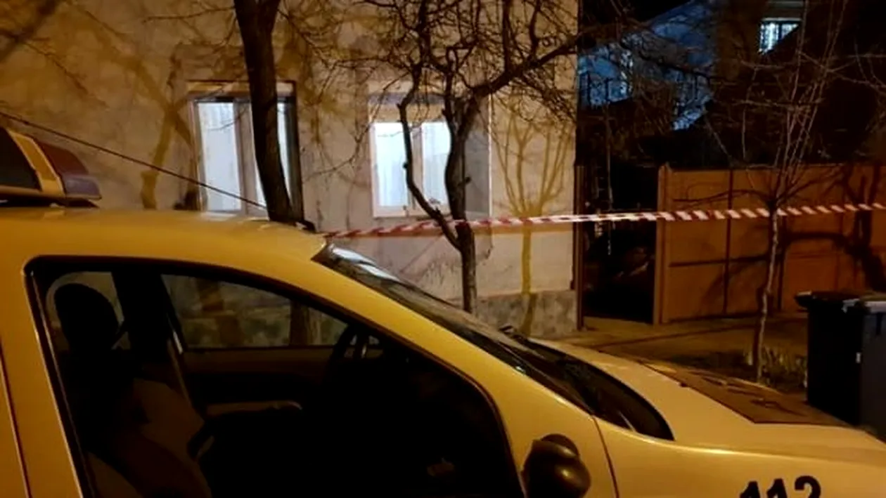 Crimă odioasă în Prahova. Și-a omorât tatăl cu un cuțit, apoi a anunțat Poliția