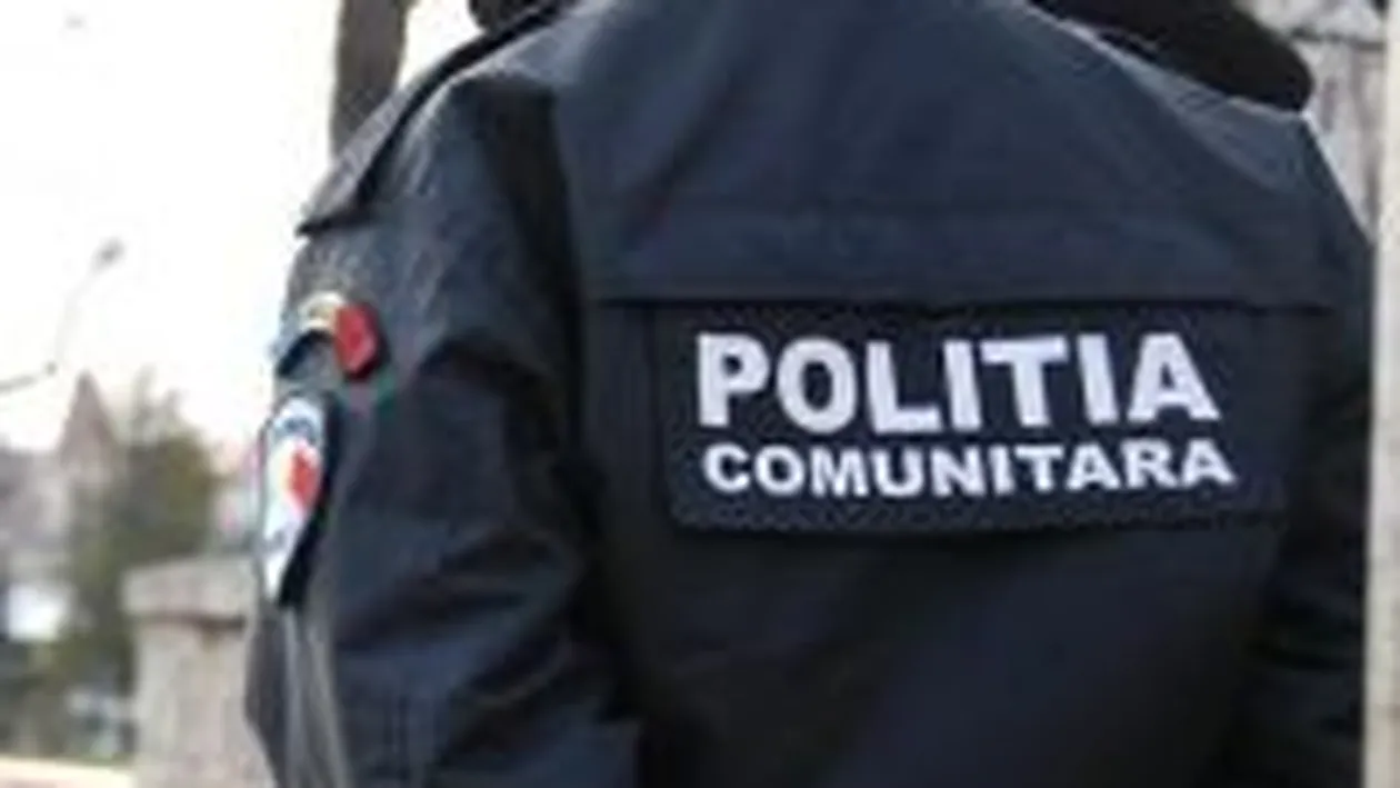 Rafuiala cu sabii si bate intre doua gasti, in parcarea unei plaje din Galati