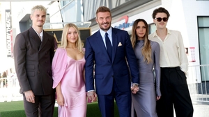 Romeo Beckham lansează o „săgeată” către fratele lui, Brooklyn. Mesajul despre Harper care a atras imediat atenția fanilor