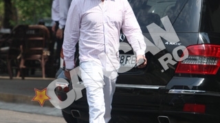 A dat Rolls-ul pe Bentley, iar Bentley-ul pe asfaltul incins! Uite cum se plimba milionarii!