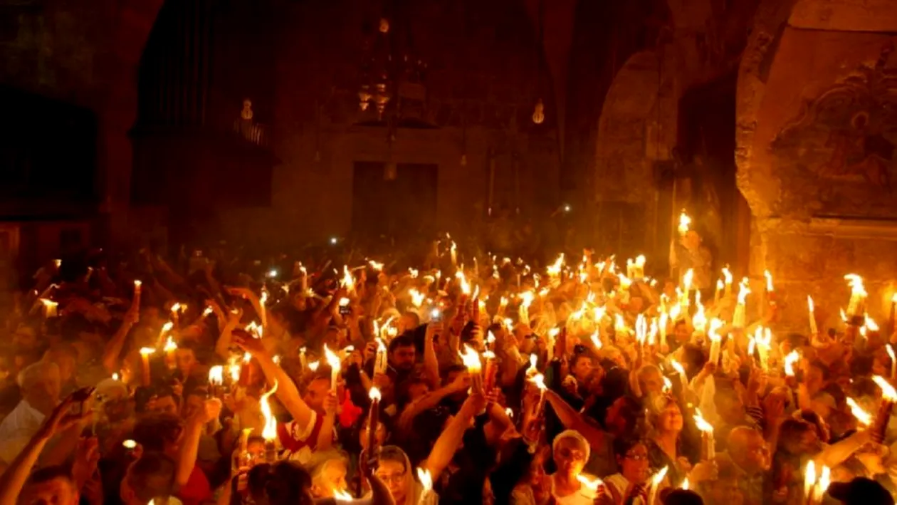 Românii au voie o singură oră să participe la slujba de Înviere?! Anunțul de ultimă oră