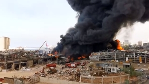 Capitala Libanului este lovită din nou! Incendiu uriaș la un depozit din Beirut, la o lună după explozia devastatoare
