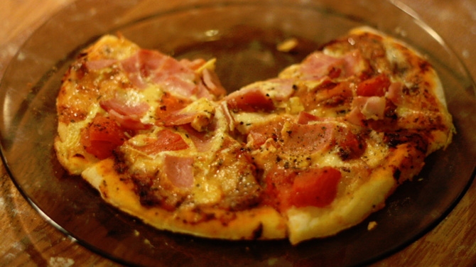 Dana Rogoz a facut pizza pentru prima oara in viata ei! Uite ce reteta a folosit si cum i-a iesit!