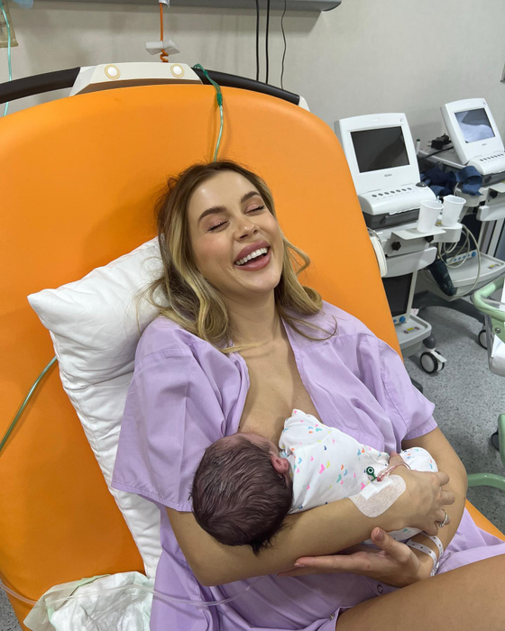 Emily a născut un băiețel sănătos (Foto: Facebook)