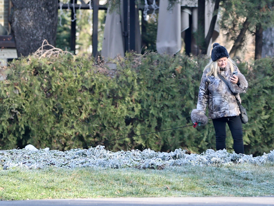 Paparazzii CANCAN.RO au surprins imagini exclusive din Herăstrău cu Anca Ivănescu și Bubico / (Sursa: CANCAN.RO)
