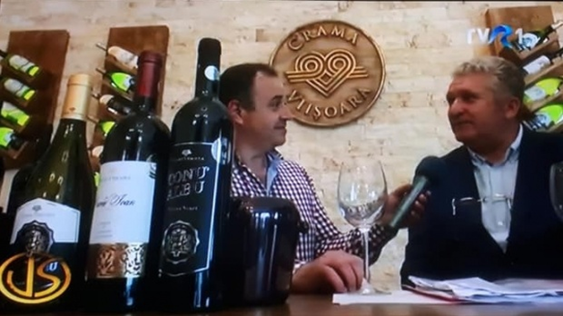 Declarație halucinantă făcută în direct la TVR! Un producător de vinuri s-a lăudat cu certificatele de virginitate a angajatelor sale