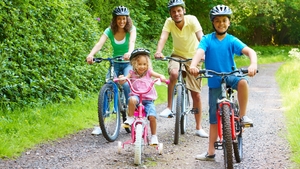 Activitatea verii 2018 pe care o poti face cu copiii tai! Sportul care ii mentine sanatosi si fericiti