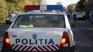 Un copil de patru ani a murit, după ce maşina în care era a luat foc!