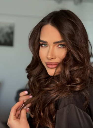 Iustina, siluetă top la 4 luni de la naștere! Imagini speciale din Filipine