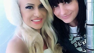 Anda Adam, sexy-Craciunta! Uite cum se va distra alaturi de DJ Andreea Berghea!