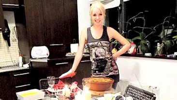 Diana Dumitrescu se antreneaza pentru masa de Craciun! A gatit pentru prima data sarmale