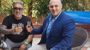 Serghei Mizil, "răpus" după ce a sărbătorit din plin Paştele! A adormit cu câinele în braţe!
