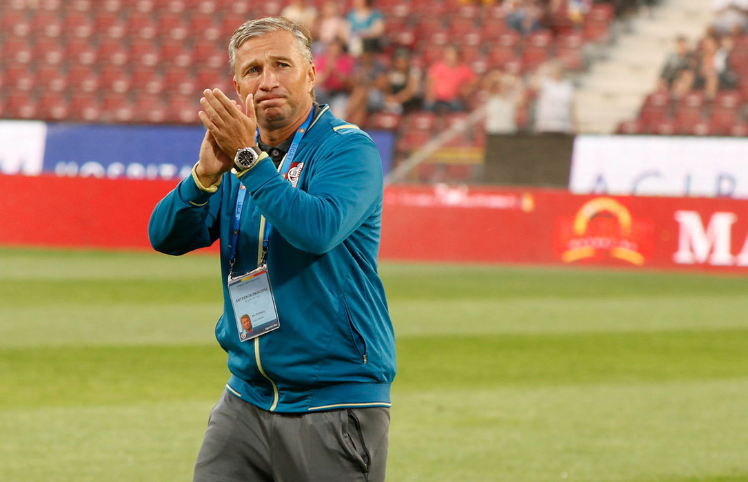 Drama neştiută prin care trece Dan Petrescu! Mama lui are afecţiuni grave la nivelul ochilor