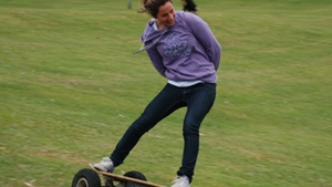 Ultima fita in Australia: skateboardul cu motor