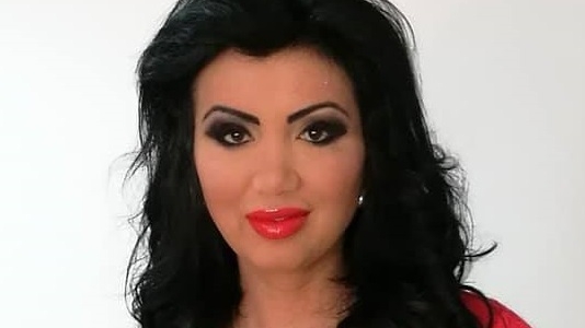 Adriana Bahmuţeanu, blondă! Viorica de la Clejani a reacţionat imediat ce a văzut pozele: ”Sincer? Brunetă...”