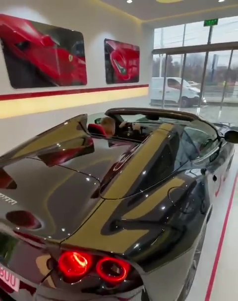 Bogdan Căpușan  și-a luat un Ferrari de 600.000 de euro