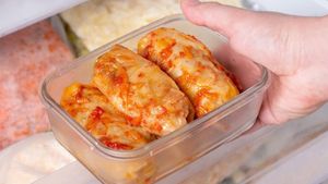 Cât timp pot fi ținute sarmalele de porc în congelator, fără să se altereze