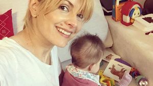 Simona Gheorghe, primul Crăciun alături de fiica ei, Ana Georgia. Cum a reacţionat micuţa când a văzut bradul împodobit