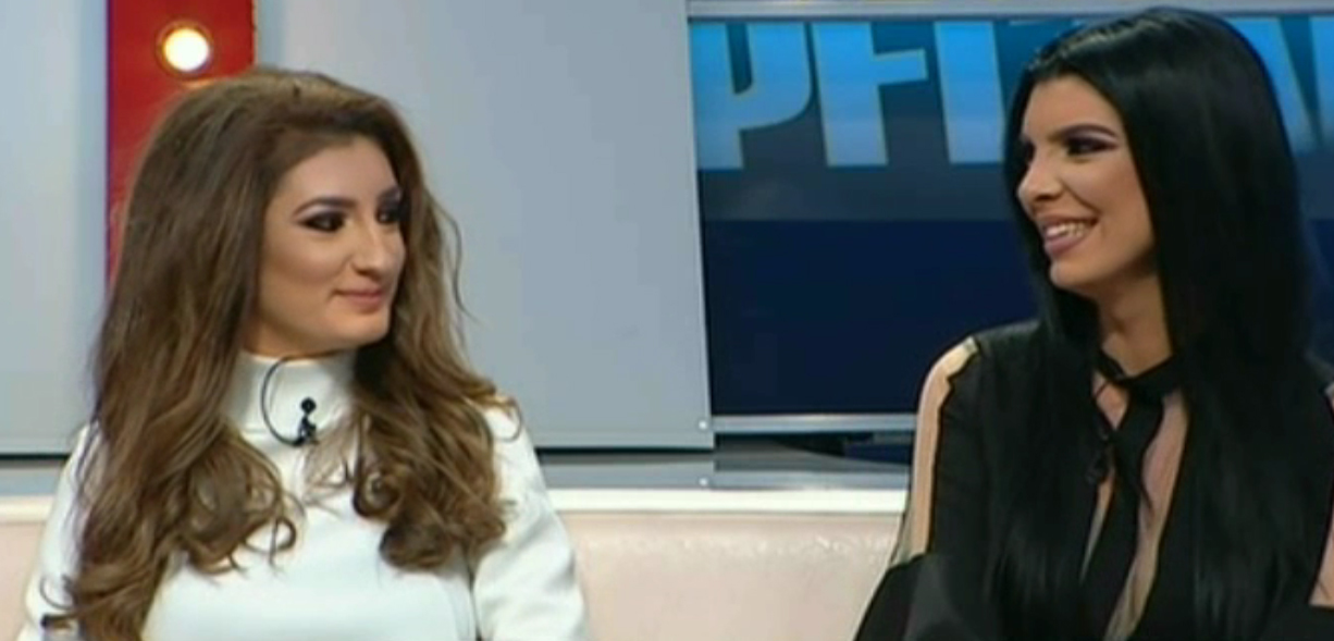 ANDREEA TONCIU şi-a prezentat sora în direct! Cât de mult seamănă cele două!