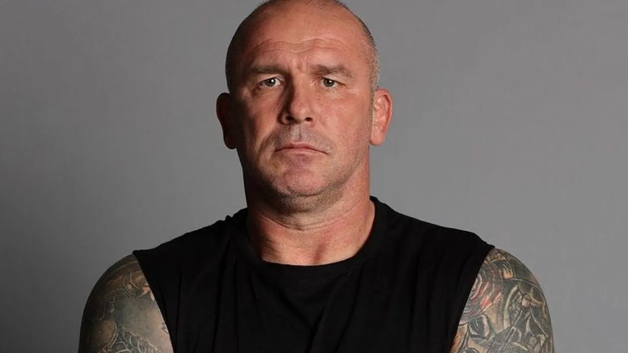 „Cine a făcut dragoste la Survivor?”. Cătălin Zmărăndescu a dezvăluit ce s-a întâmplat în tabără faimoșilor