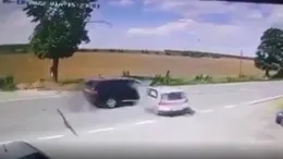 Accident teribil în Neamț! Camerele de supraveghere au surprins imaginile șocante de dinaintea morții șoferului