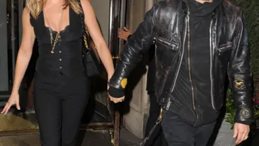 Erau logoditi, dar au decis sa amane nunta! Cei doi sunt la un pas de despartire