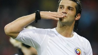 Chivu, transferat la o clinica particulara