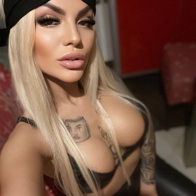 Alina reușește oricând să sucească mințile bărbaților