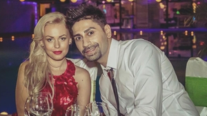 CONNECT-R şi MISHA, mândri că fetiţa lor le calcă pe urme! Prima interpretare muzicală a micuţei MAYA 