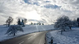 Solstițiul de iarnă 2025. Când va fi cea mai lungă noapte din an și cum ne afectează