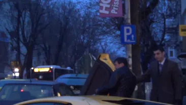 A ales-o pe cea mai stralucitoare dintre bijuteriile lui pe patru roti! Dan Nicorescu nu se mai desparte de Aventador!