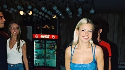 Jojo, pe vremea când situația era albastră. Dar doar la propriu