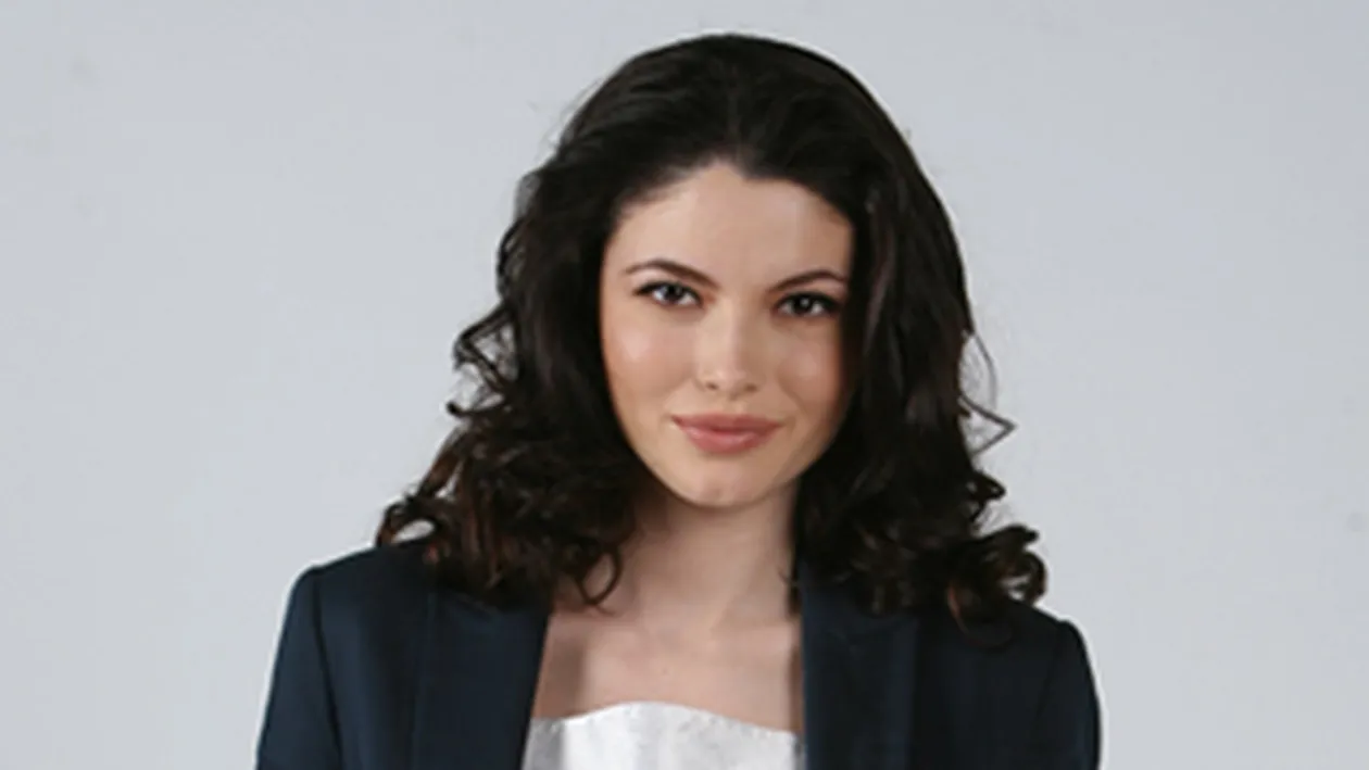 Anca Rusu: Mi s-a spus ca sunt frumoasa aproape de fiecare data cand am zambit