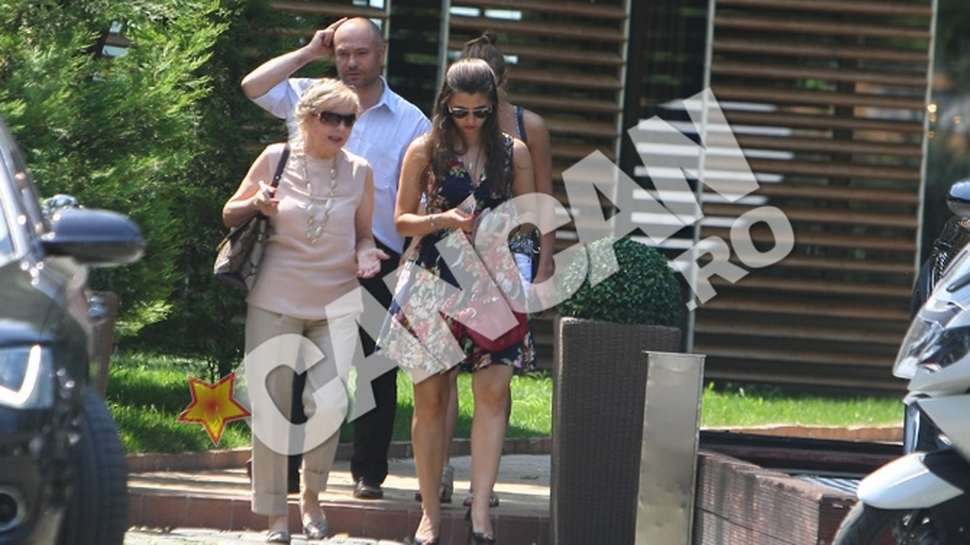 Fiecare nepot din familia Lucescu are un bunic preferat: Marilu e cu "mamaia" Nely, Matei cu "tataia" Mircea!