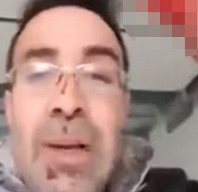 Imagini înfiorătoare! Plin de sânge, un bărbat a făcut live pe Facebook, după ce și-a înjunghiat mortal soția: „Așa sfârșești dacă îți enervezi soțul”