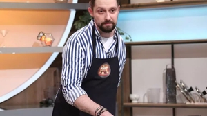 Cine este Mihai Ene, concurentul care va găti cu o singură mână, la „Chefi la cuțite”