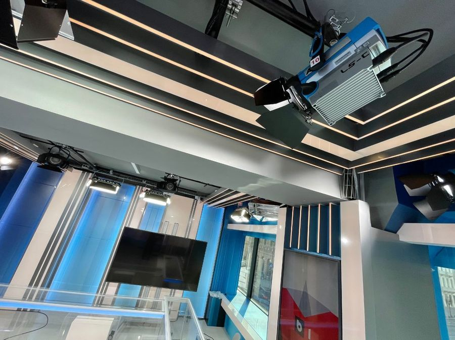 Schimbare radicală la B1 Tv. Postul de știri are noi platouri și emisie HD