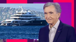 Bernard Arnault, cel mai bogat om din Franța, și-a comandat un iaht de 605 mil. €. Până e gata, se plimbă cu Symphony, de „doar” 150 de milioane de dolari
