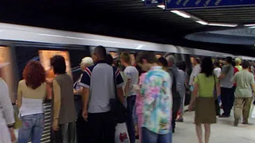 2012 face prima victima! O tanara de 25 de ani s-a aruncat in fata metroului in aceasta dimineata!