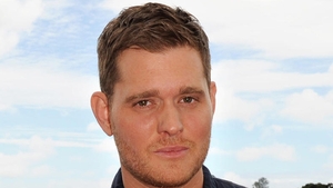 Michael Buble a devenit tata! Sotia artistului a nascut un baietel! Vezi aici prima fotogafie cu micutul