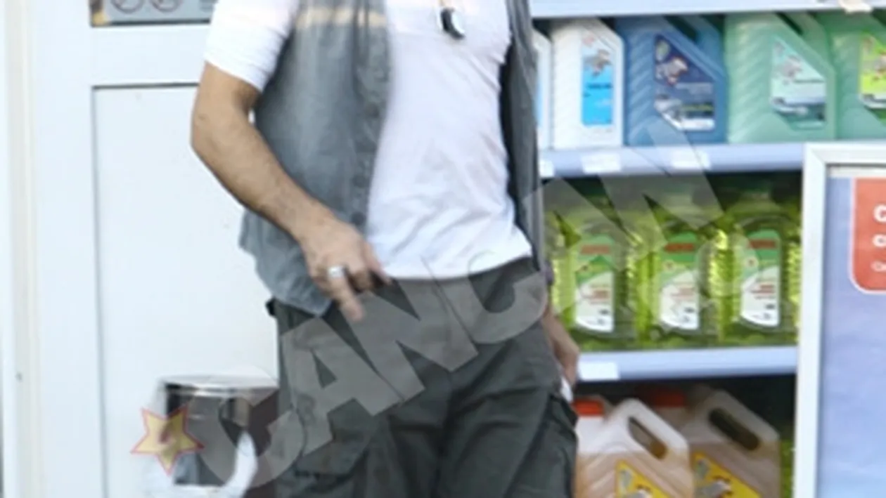 Stefan Banica junior si-a facut timp pentru cainele lui