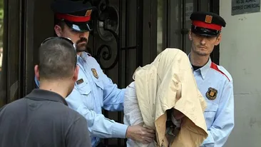 Si-a sufocat copiii ca sa nu ajunga la orfelinat