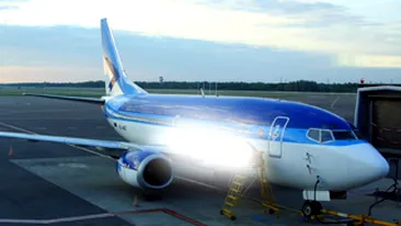 Un avion cu 163 de oameni la bord s-a prabusit si s-a rupt in doua! Nimeni nu a murit