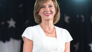 Carmen Iohannis a decis să își schimbe look-ul! Cum arată acum Prima Doamnă