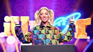 Delia Matache, scârbită de un concurent de la iUmor: „Am un gram de inteligență mai mult decât are ea”