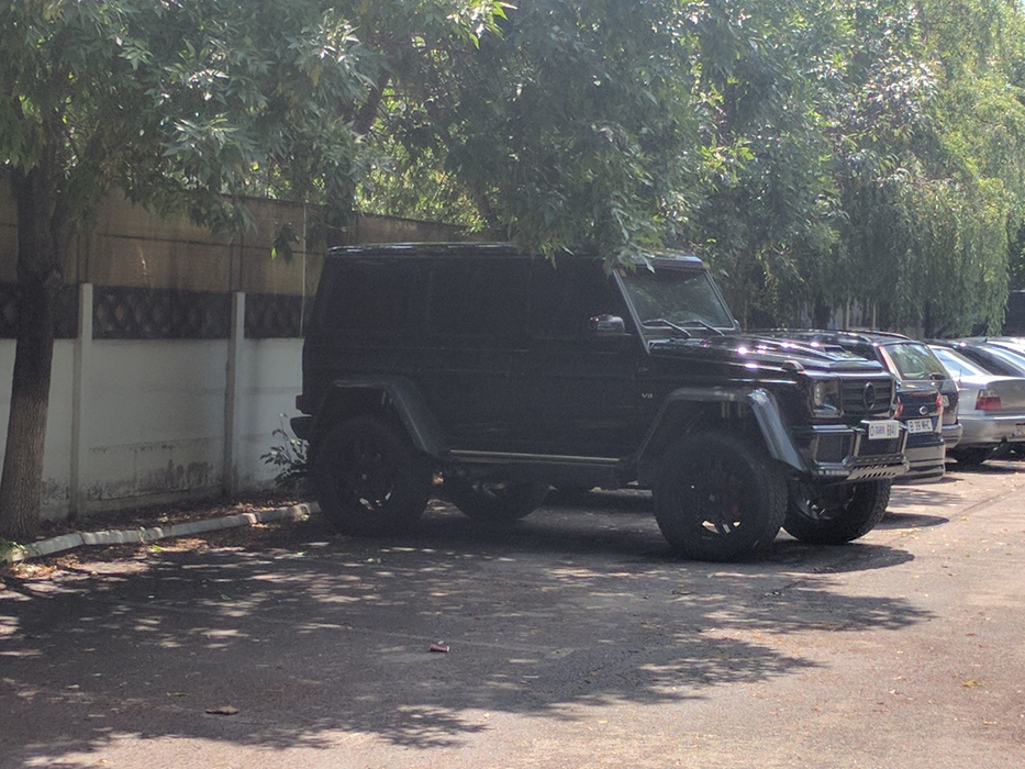 Mercedes-ul Brabus al lui Oli, estimat la 260.000 de euro