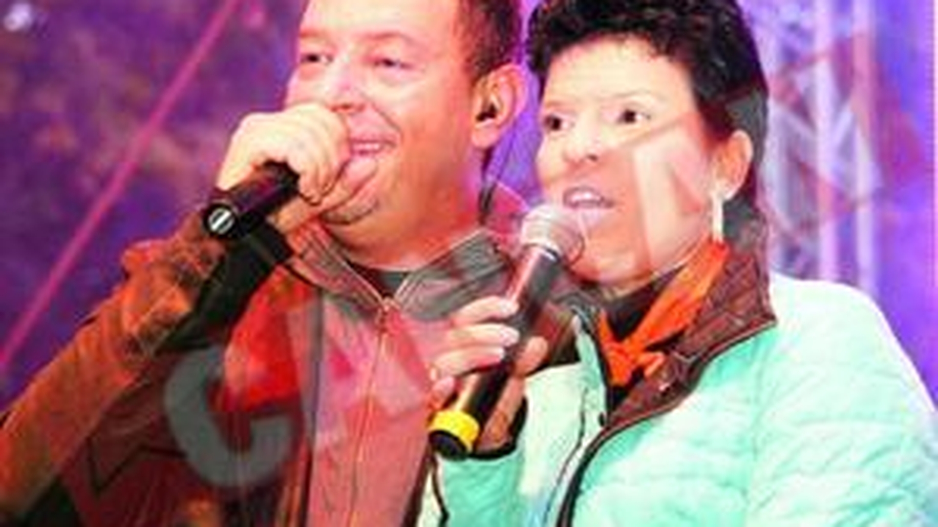 Deputata "Ciocu' mic" canta-n gura mare