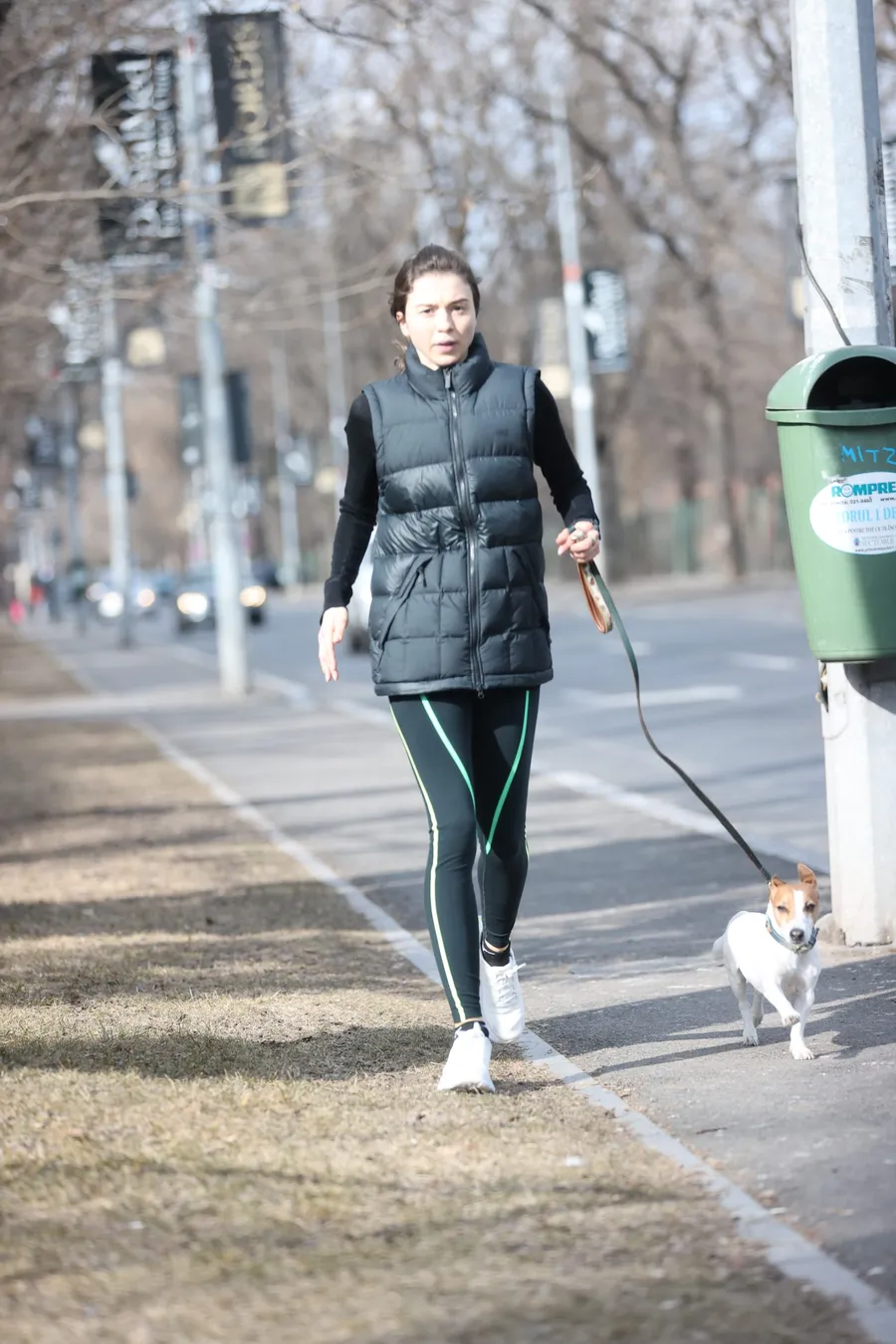 Teodora Stoica, în pas alergător (Foto: CANCAN.RO)