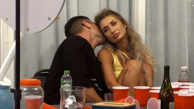 Avem scrisoarea secretă a Mariei pentru ispita care i-a luat mințile! Marius: ”Bă, nevastă-mea să facă asta?”