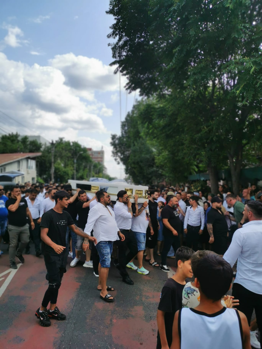 Ciprian Pian, condus pe ultimul drum! Imaginile durerii în 100 de fotografii